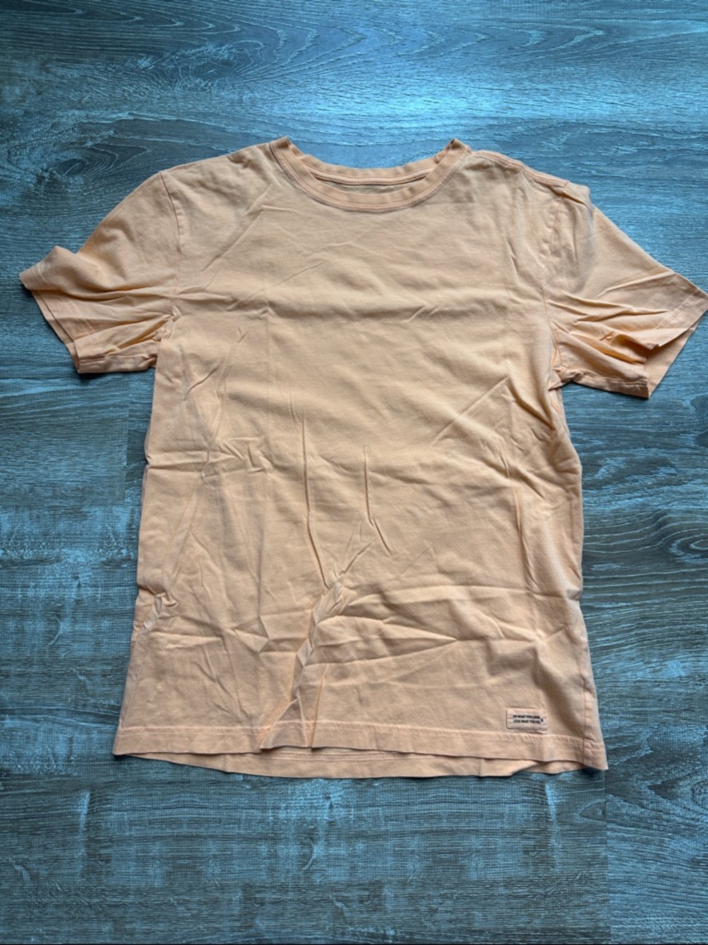 Life Is Good Men's Short Sleeve Crew in Peach